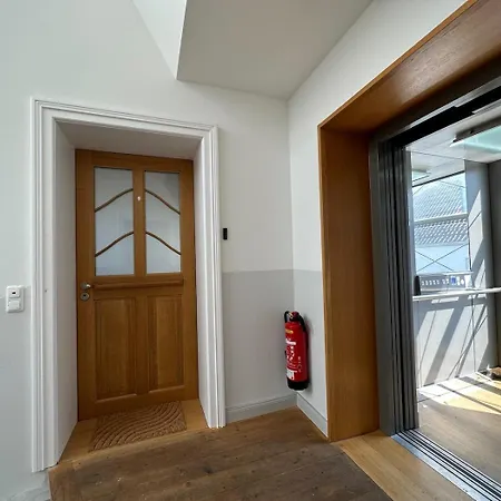 דירה Truly - Viel Platz Fuer Business & Familie - Modern, Garage, Fahrstuhl אוגסבורג